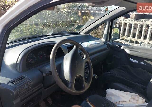 Фиат Скудо 2001 в Ивано-Франковске на Automoto.ua Белый Фиат Скудо, объемом двигателя 1.9 л и пробегом 300 тыс. км за 2000 $, фото 4 на Automoto.ua