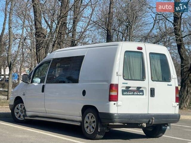 Белый Фиат Скудо, объемом двигателя 2 л и пробегом 274 тыс. км за 4599 $, фото 4 на Automoto.ua