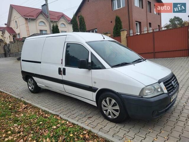 Белый Фиат Скудо, объемом двигателя 2 л и пробегом 300 тыс. км за 3600 $, фото 14 на Automoto.ua