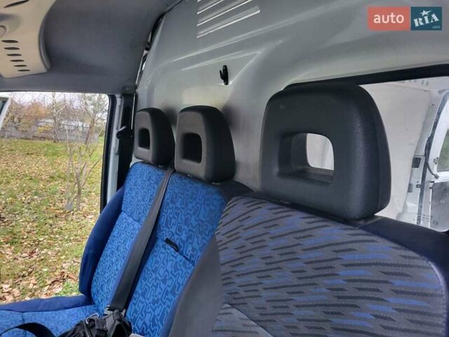 Белый Фиат Скудо, объемом двигателя 2 л и пробегом 300 тыс. км за 3600 $, фото 64 на Automoto.ua