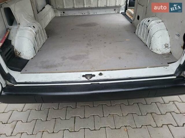 Белый Фиат Скудо, объемом двигателя 2 л и пробегом 300 тыс. км за 3600 $, фото 73 на Automoto.ua