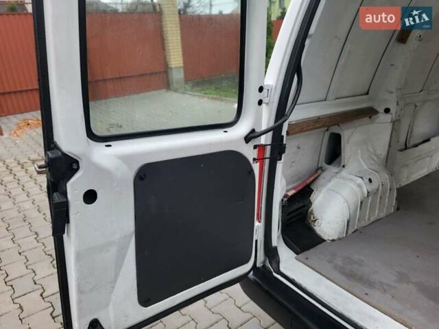 Белый Фиат Скудо, объемом двигателя 2 л и пробегом 300 тыс. км за 3600 $, фото 69 на Automoto.ua