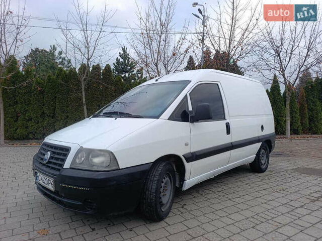 Белый Фиат Скудо, объемом двигателя 1.87 л и пробегом 350 тыс. км за 2750 $, фото 1 на Automoto.ua