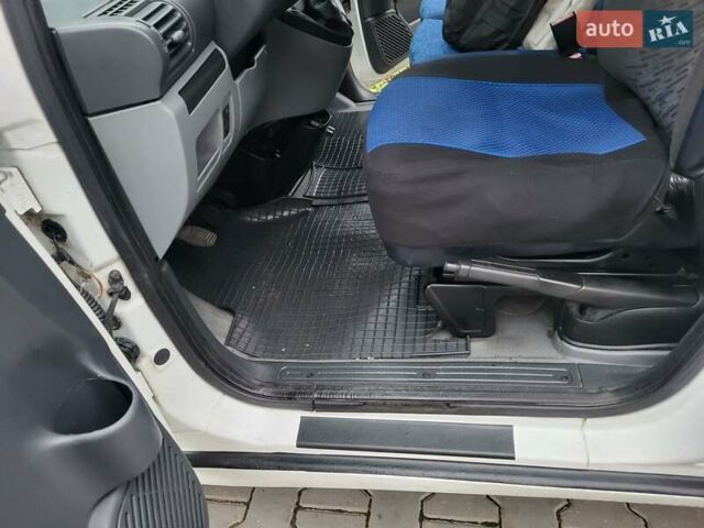 Белый Фиат Скудо, объемом двигателя 2 л и пробегом 300 тыс. км за 3600 $, фото 62 на Automoto.ua