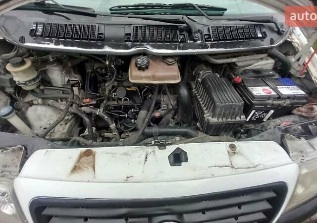 Белый Фиат Скудо, объемом двигателя 2 л и пробегом 289 тыс. км за 3500 $, фото 9 на Automoto.ua