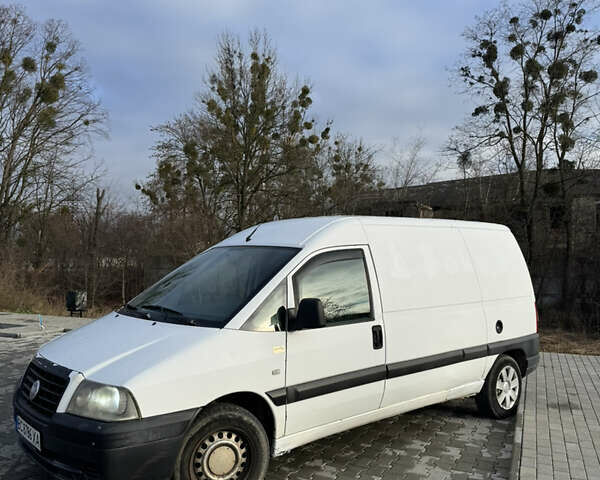 Білий Фіат Скудо, об'ємом двигуна 2 л та пробігом 377 тис. км за 2600 $, фото 1 на Automoto.ua