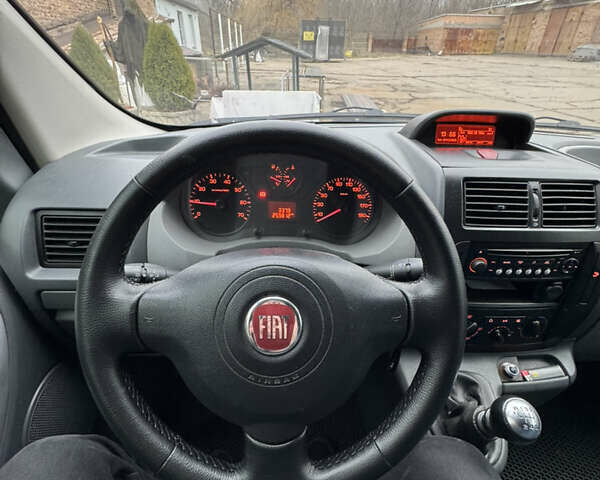 Белый Фиат Скудо, объемом двигателя 2 л и пробегом 260 тыс. км за 8200 $, фото 12 на Automoto.ua