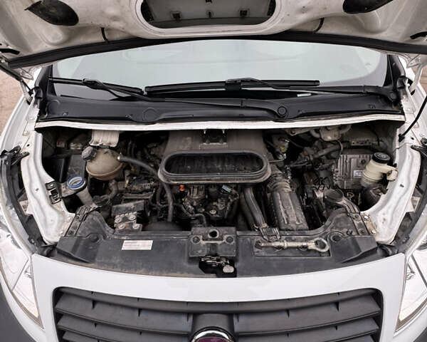 Белый Фиат Скудо, объемом двигателя 2 л и пробегом 260 тыс. км за 8200 $, фото 18 на Automoto.ua