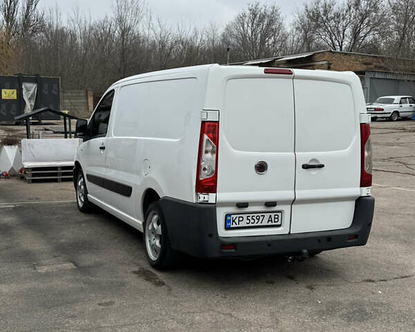 Белый Фиат Скудо, объемом двигателя 2 л и пробегом 260 тыс. км за 8200 $, фото 6 на Automoto.ua