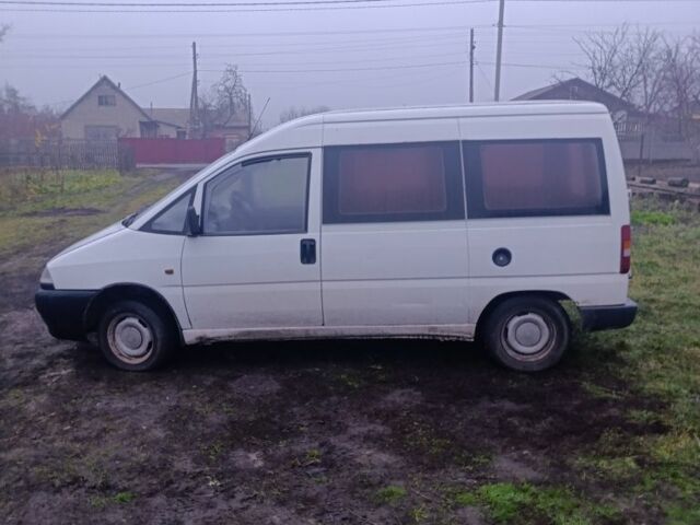 Белый Фиат Скудо, объемом двигателя 1.9 л и пробегом 509 тыс. км за 2601 $, фото 2 на Automoto.ua