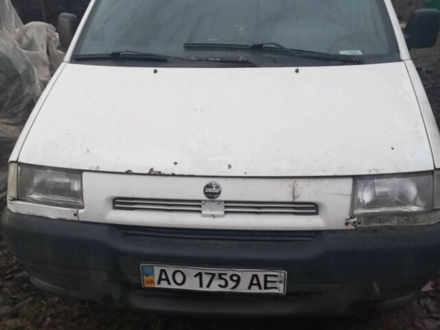 Белый Фиат Скудо, объемом двигателя 1.9 л и пробегом 450 тыс. км за 1500 $, фото 2 на Automoto.ua