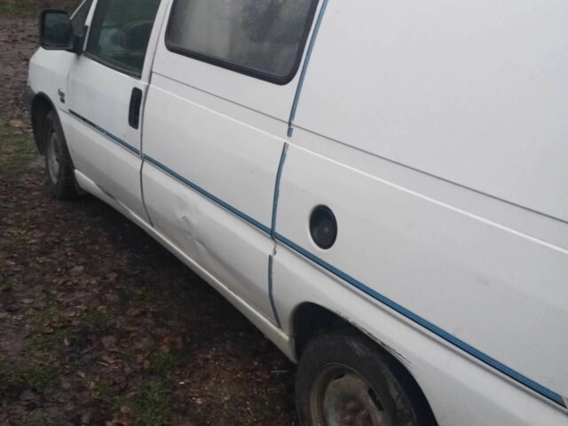 Белый Фиат Скудо, объемом двигателя 1.9 л и пробегом 450 тыс. км за 1500 $, фото 3 на Automoto.ua