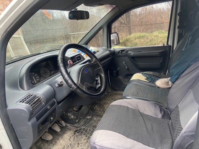 Білий Фіат Скудо, об'ємом двигуна 1.9 л та пробігом 374 тис. км за 1500 $, фото 6 на Automoto.ua