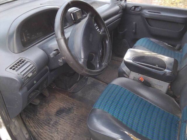 Фиат Скудо 1999 в Краматорске на Automoto.ua Белый Фиат Скудо, объемом двигателя 1.9 л и пробегом 300 тыс. км за 2500 $, фото 7 на Automoto.ua