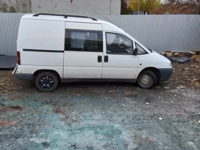 Фиат Скудо 1999 в Краматорске на Automoto.ua Белый Фиат Скудо, объемом двигателя 1.9 л и пробегом 300 тыс. км за 2500 $, фото 5 на Automoto.ua