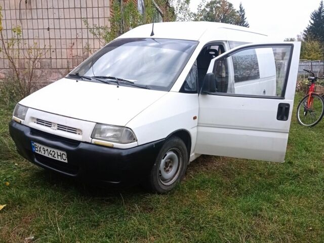 Белый Фиат Скудо, объемом двигателя 1.9 л и пробегом 400 тыс. км за 2350 $, фото 1 на Automoto.ua
