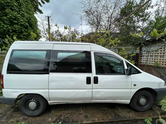 Білий Фіат Скудо, об'ємом двигуна 1.9 л та пробігом 300 тис. км за 2700 $, фото 1 на Automoto.ua