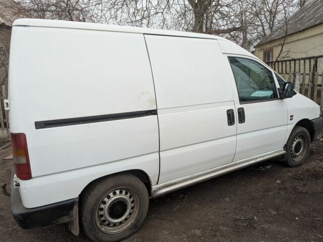 Белый Фиат Скудо, объемом двигателя 1.9 л и пробегом 500 тыс. км за 2100 $, фото 2 на Automoto.ua