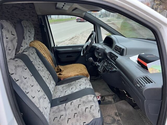 Белый Фиат Скудо, объемом двигателя 2 л и пробегом 300 тыс. км за 3250 $, фото 2 на Automoto.ua