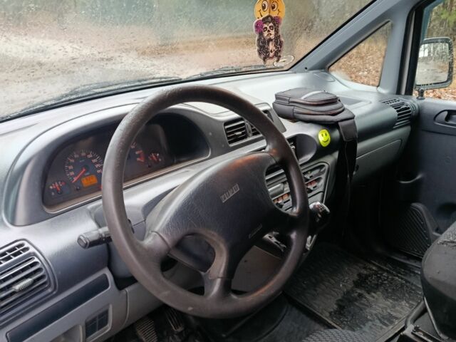 Белый Фиат Скудо, объемом двигателя 0 л и пробегом 333 тыс. км за 2500 $, фото 4 на Automoto.ua