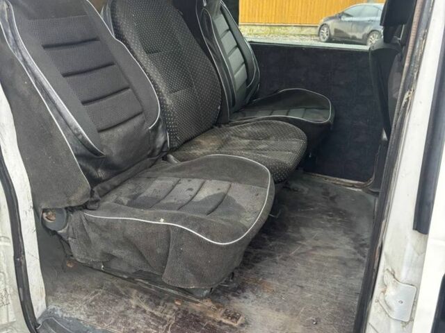 Белый Фиат Скудо, объемом двигателя 2 л и пробегом 288 тыс. км за 2499 $, фото 4 на Automoto.ua