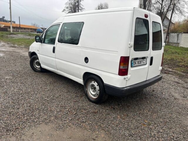 Белый Фиат Скудо, объемом двигателя 2 л и пробегом 288 тыс. км за 2499 $, фото 2 на Automoto.ua