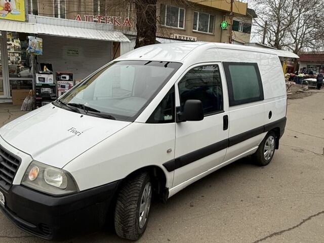 Белый Фиат Скудо, объемом двигателя 2 л и пробегом 350 тыс. км за 4700 $, фото 1 на Automoto.ua