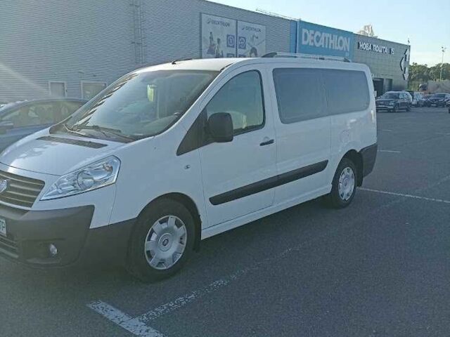 Белый Фиат Скудо, объемом двигателя 2 л и пробегом 362 тыс. км за 5500 $, фото 1 на Automoto.ua