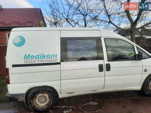 Белый Фиат Скудо, объемом двигателя 1.9 л и пробегом 400 тыс. км за 3000 $, фото 2 на Automoto.ua