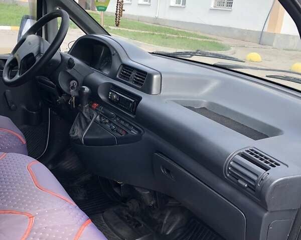 Белый Фиат Скудо, объемом двигателя 1.9 л и пробегом 470 тыс. км за 2400 $, фото 2 на Automoto.ua