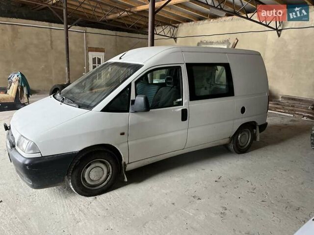 Белый Фиат Скудо, объемом двигателя 1.9 л и пробегом 310 тыс. км за 2100 $, фото 3 на Automoto.ua