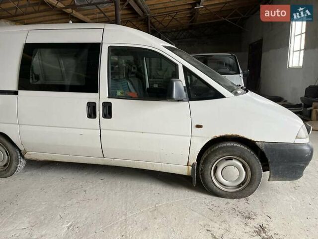 Белый Фиат Скудо, объемом двигателя 1.9 л и пробегом 310 тыс. км за 2100 $, фото 2 на Automoto.ua