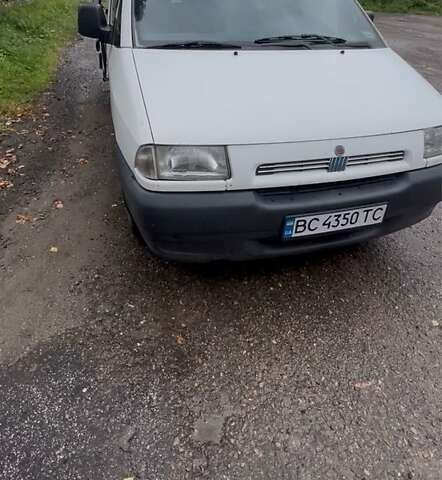 Белый Фиат Скудо, объемом двигателя 1.9 л и пробегом 355 тыс. км за 2200 $, фото 1 на Automoto.ua