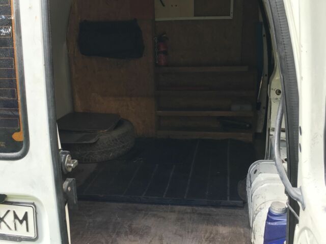 Белый Фиат Скудо, объемом двигателя 1.9 л и пробегом 318 тыс. км за 2000 $, фото 3 на Automoto.ua