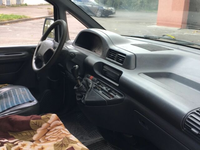 Белый Фиат Скудо, объемом двигателя 1.9 л и пробегом 318 тыс. км за 2000 $, фото 2 на Automoto.ua