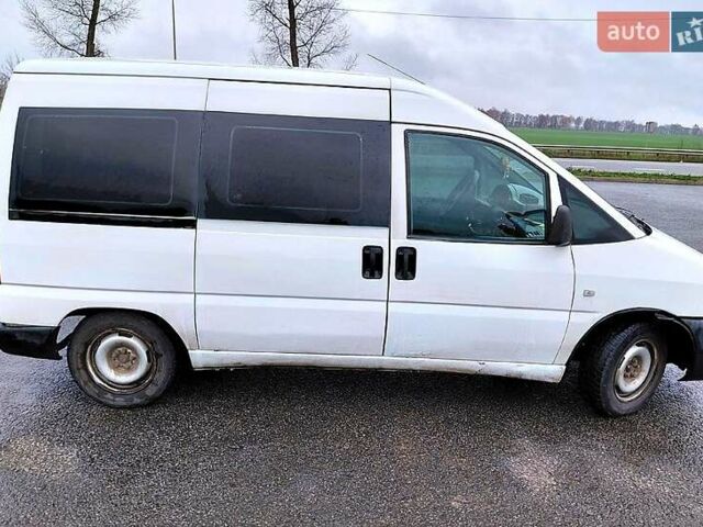 Белый Фиат Скудо, объемом двигателя 1.9 л и пробегом 400 тыс. км за 3400 $, фото 1 на Automoto.ua