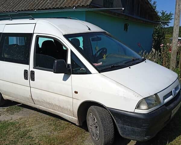 Белый Фиат Скудо, объемом двигателя 1.9 л и пробегом 306 тыс. км за 2300 $, фото 3 на Automoto.ua