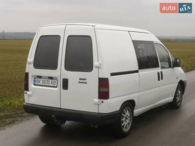 Белый Фиат Скудо, объемом двигателя 1.9 л и пробегом 400 тыс. км за 3000 $, фото 3 на Automoto.ua