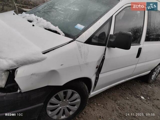 Белый Фиат Скудо, объемом двигателя 2 л и пробегом 336 тыс. км за 1500 $, фото 4 на Automoto.ua