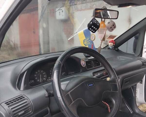 Белый Фиат Скудо, объемом двигателя 1.9 л и пробегом 390 тыс. км за 2500 $, фото 3 на Automoto.ua