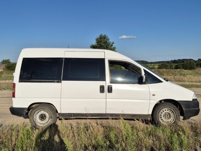 Белый Фиат Скудо, объемом двигателя 1.9 л и пробегом 313 тыс. км за 3000 $, фото 1 на Automoto.ua