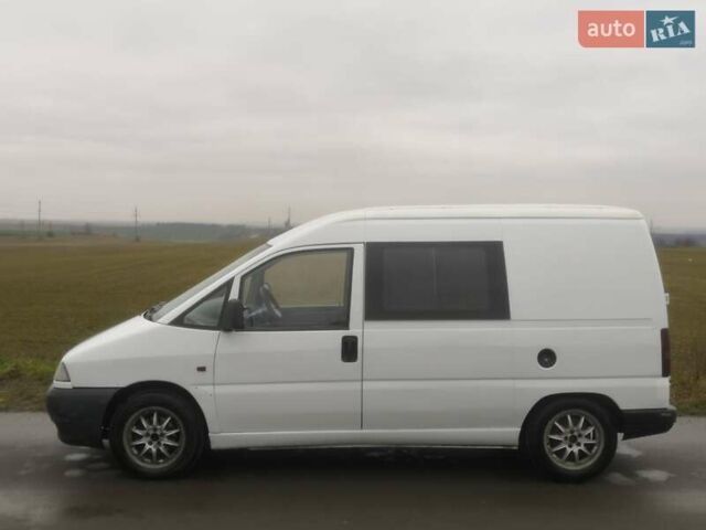 Белый Фиат Скудо, объемом двигателя 1.9 л и пробегом 400 тыс. км за 3000 $, фото 6 на Automoto.ua