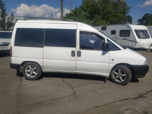 Белый Фиат Скудо, объемом двигателя 0 л и пробегом 215 тыс. км за 2150 $, фото 2 на Automoto.ua