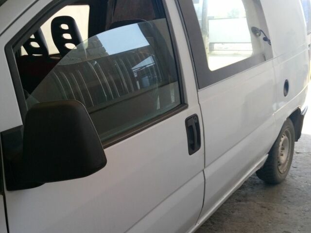 Фиат Скудо 2000 в Виноградове на Automoto.ua Белый Фиат Скудо, объемом двигателя 0 л и пробегом 250 тыс. км за 2000 $, фото 3 на Automoto.ua