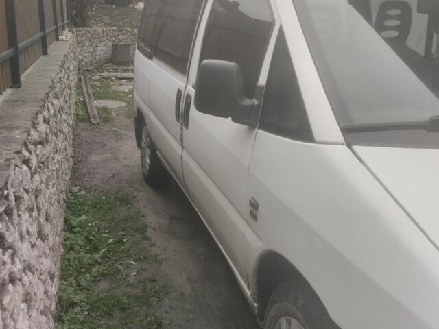 Белый Фиат Скудо, объемом двигателя 1.9 л и пробегом 328 тыс. км за 2300 $, фото 1 на Automoto.ua