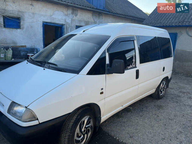 Белый Фиат Скудо, объемом двигателя 2 л и пробегом 418 тыс. км за 3800 $, фото 27 на Automoto.ua