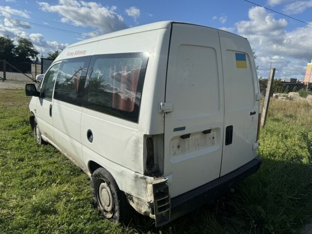 Белый Фиат Скудо, объемом двигателя 1.9 л и пробегом 300 тыс. км за 1400 $, фото 3 на Automoto.ua