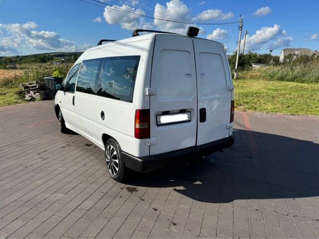 Белый Фиат Скудо, объемом двигателя 1.9 л и пробегом 168 тыс. км за 2799 $, фото 1 на Automoto.ua