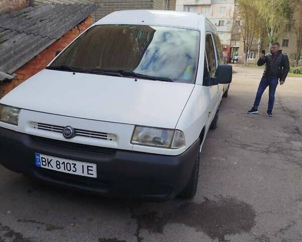 Белый Фиат Скудо, объемом двигателя 1.9 л и пробегом 320 тыс. км за 4100 $, фото 1 на Automoto.ua