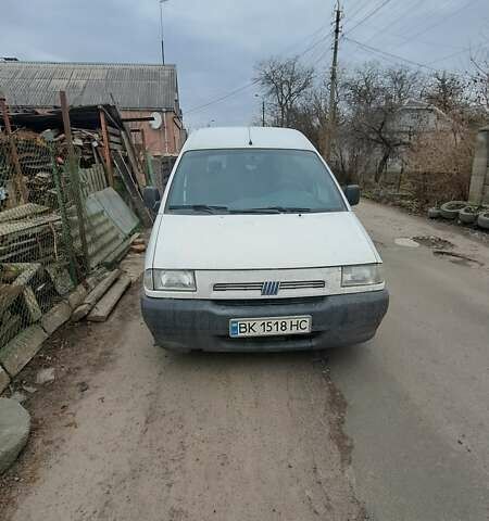 Белый Фиат Скудо, объемом двигателя 2 л и пробегом 570 тыс. км за 3800 $, фото 3 на Automoto.ua